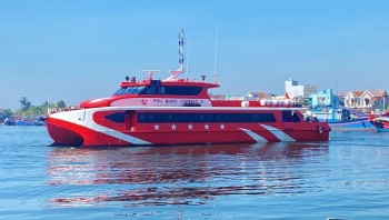 Phú Quốc Express 5 - tàu cao tốc 5 sao có khoang VIP đi Lý Sơn